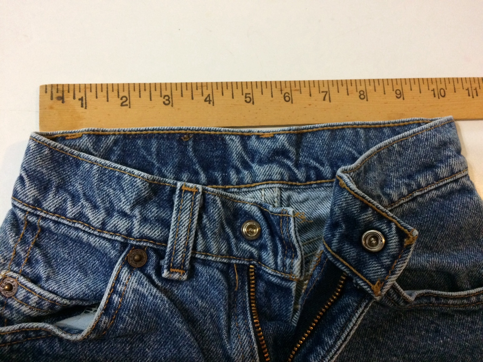 Picture 1 of 9