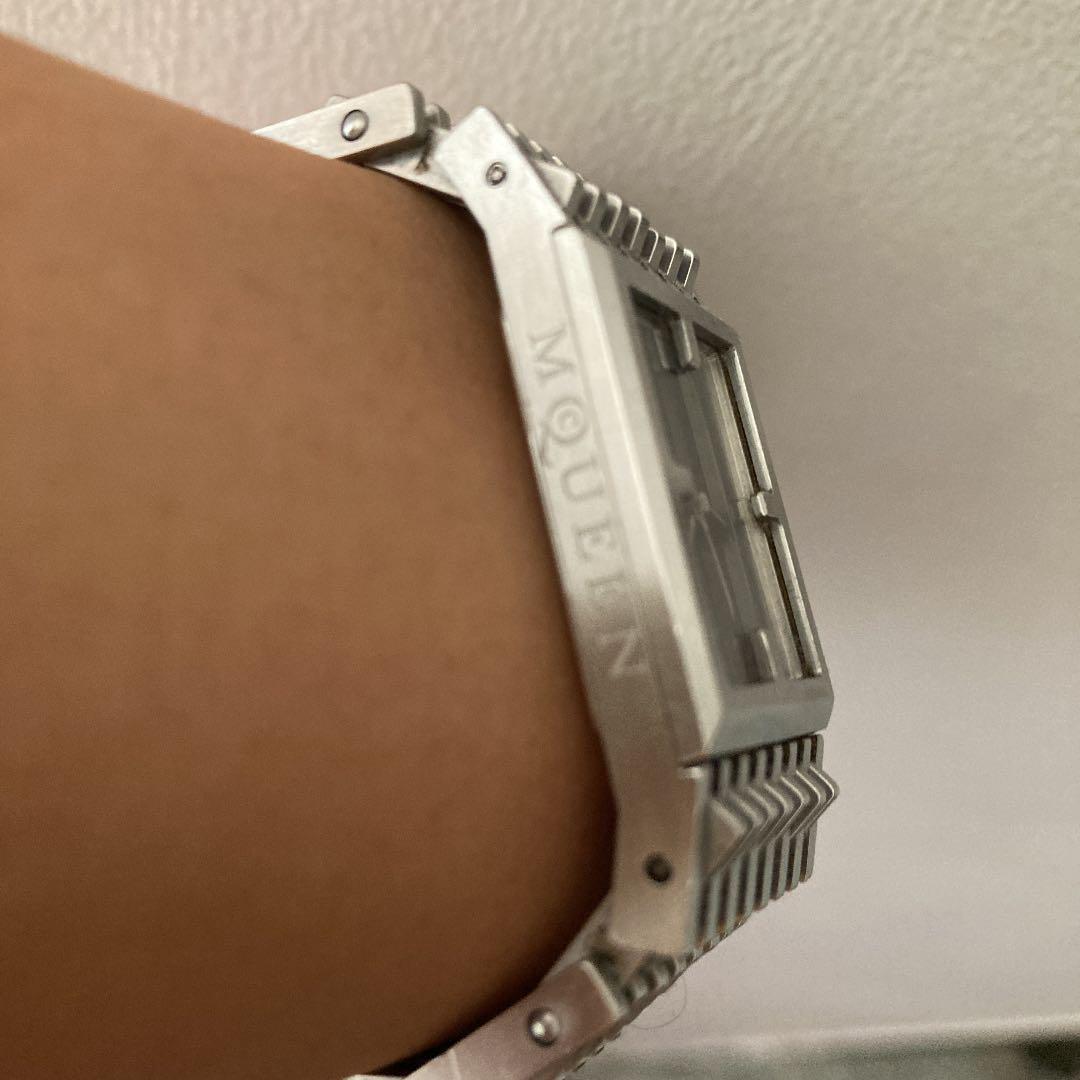 時計 Alexander McQueen 90s designers watch Alexander McQueen Battery Operated Quarts Women's Analog