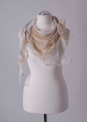  Halstüch Dreieck  Leicht  175 x 67cm Crem/Beige