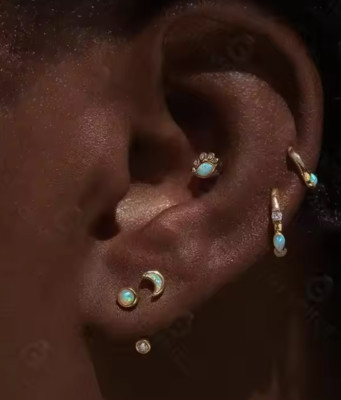 HÜBSCHE Opal Mond Ohrstecker 18K Gold 925 Sterling Silber Himmelsstecker