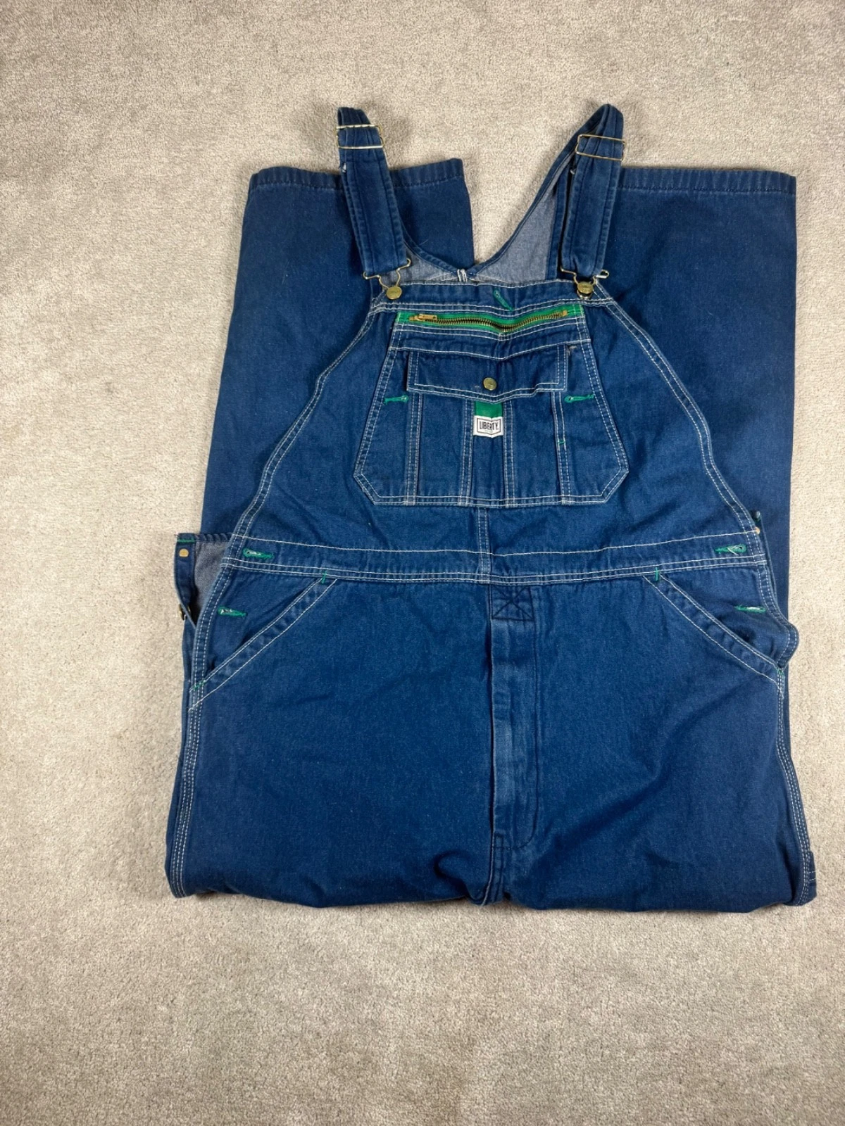 Liberty Men's Overalls blue denim Size 38x33 work farm outdoors carpenter bib