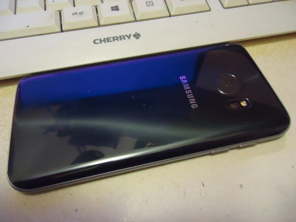 Samsung Galaxy S7 · 32GB, foto 2 de 5