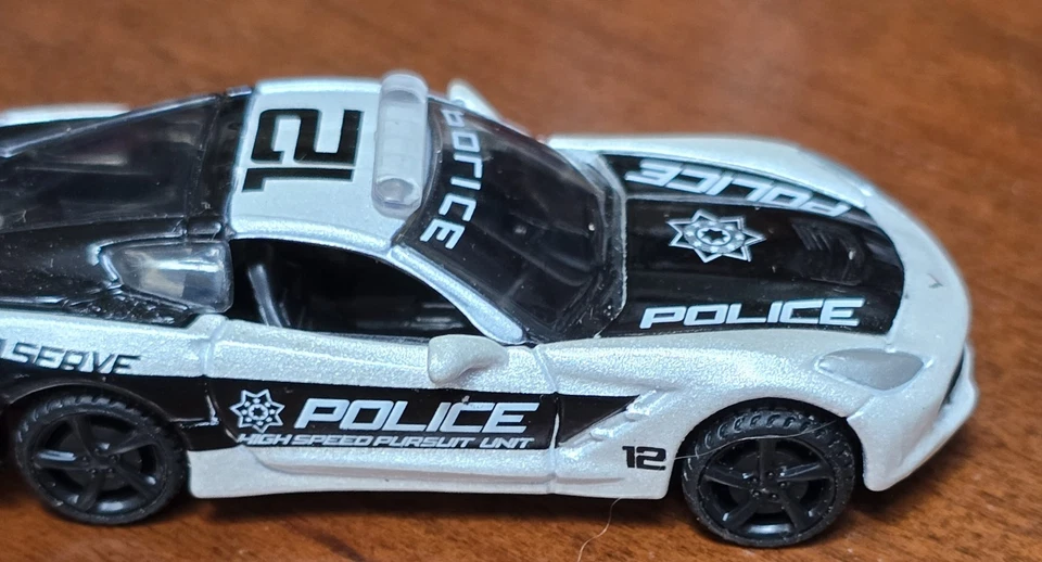 3" Maisto 2014 Corvette Stingray High Speed Pursuit Unit Police Car Loose 1/64 - Image 3 of 4