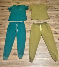 FIGS Scrub Set Green  Olive Green Medium Catarina/Zamora Jogger