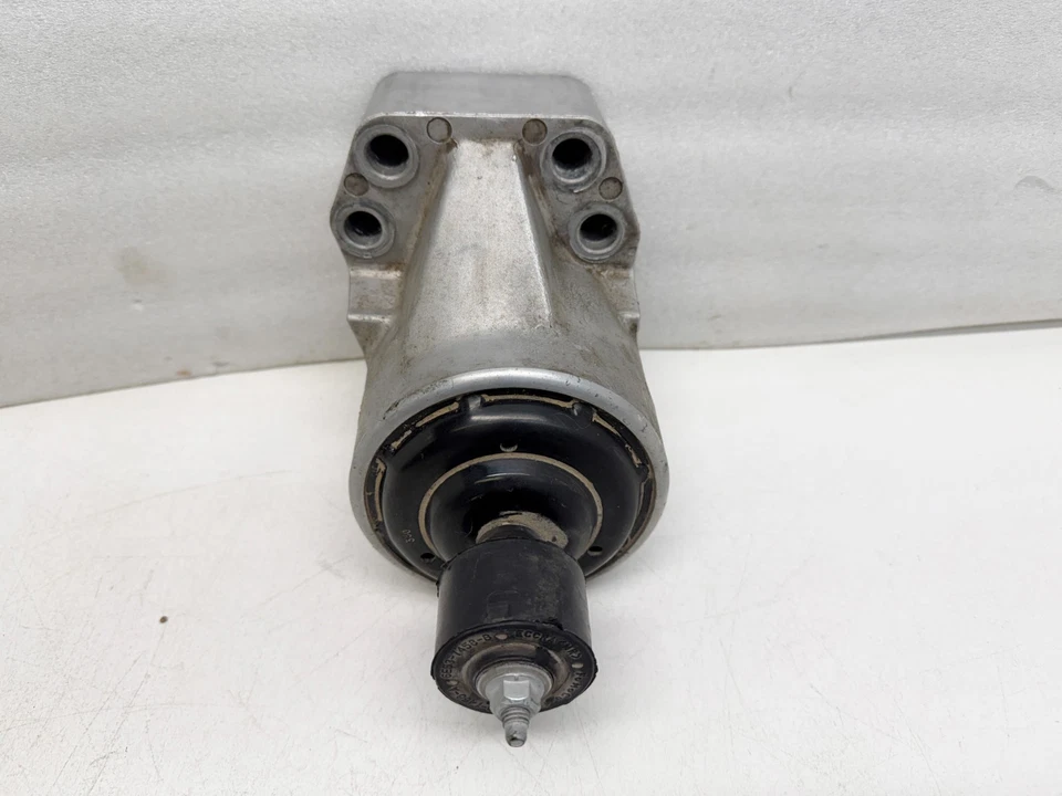 H51268 2013-2016 Ford Fusion Lincoln MKZ 16-18 MKX ENGINE MOUNT BRACKET Front RH - Image 4 of 4