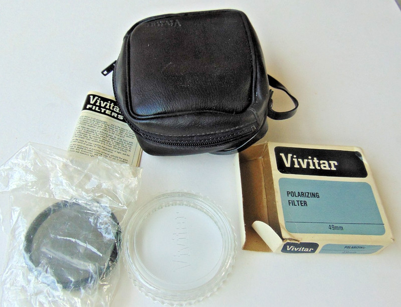 Vintage VIVITAR 49 mm POLARIZING FILTER In Box with Carrying Case - CAMERA LENS