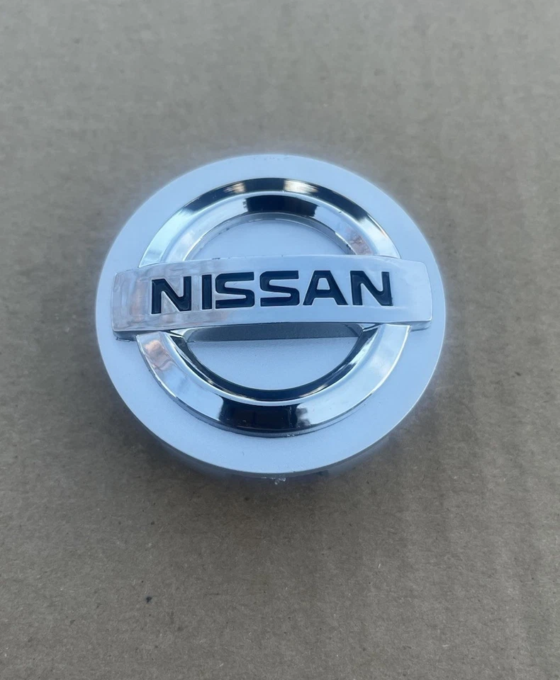 Tapacubos centrales llanta nissan plateada/cromo 59 mm/2,32 pulgadas 1 pieza Foto 3 de 4