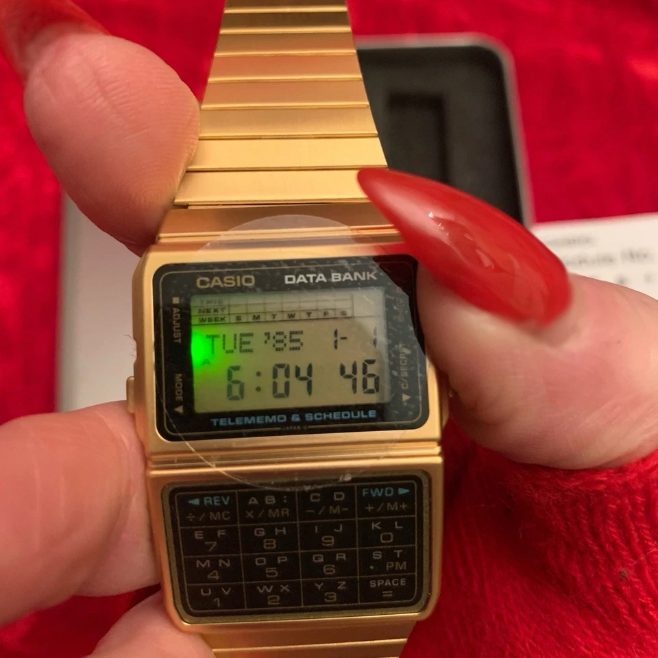 NOS Casio DBC-610GA Dorado - Kit Completo - Totalmente Funcionando Foto 3 de 4