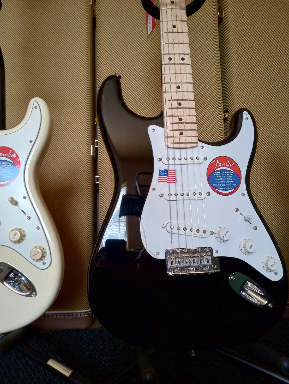 Fender Eric Clapton Stratocaster - Black with Maple Fingerboard