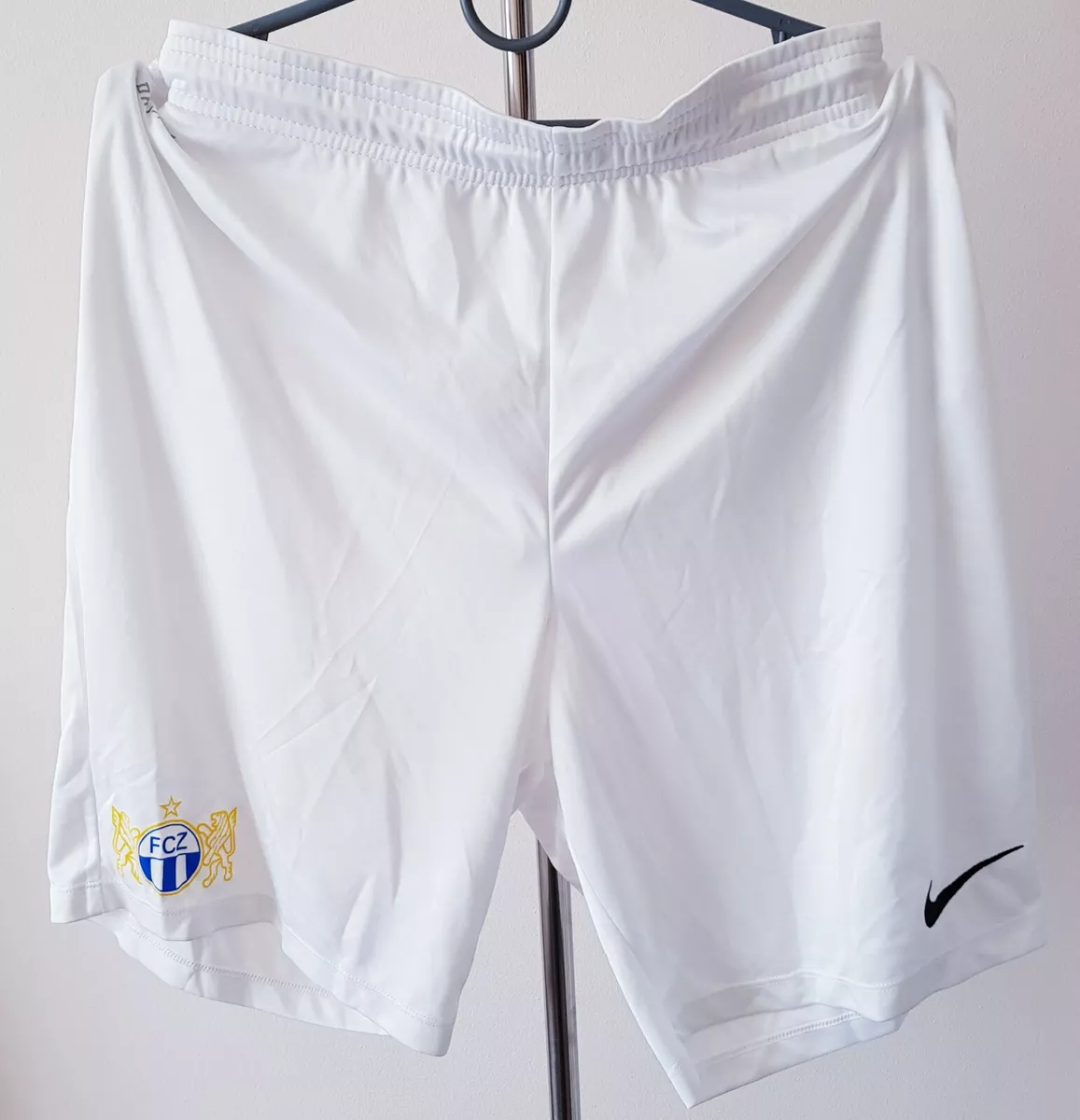 Z rich Home football Nike shorts size Large eBay