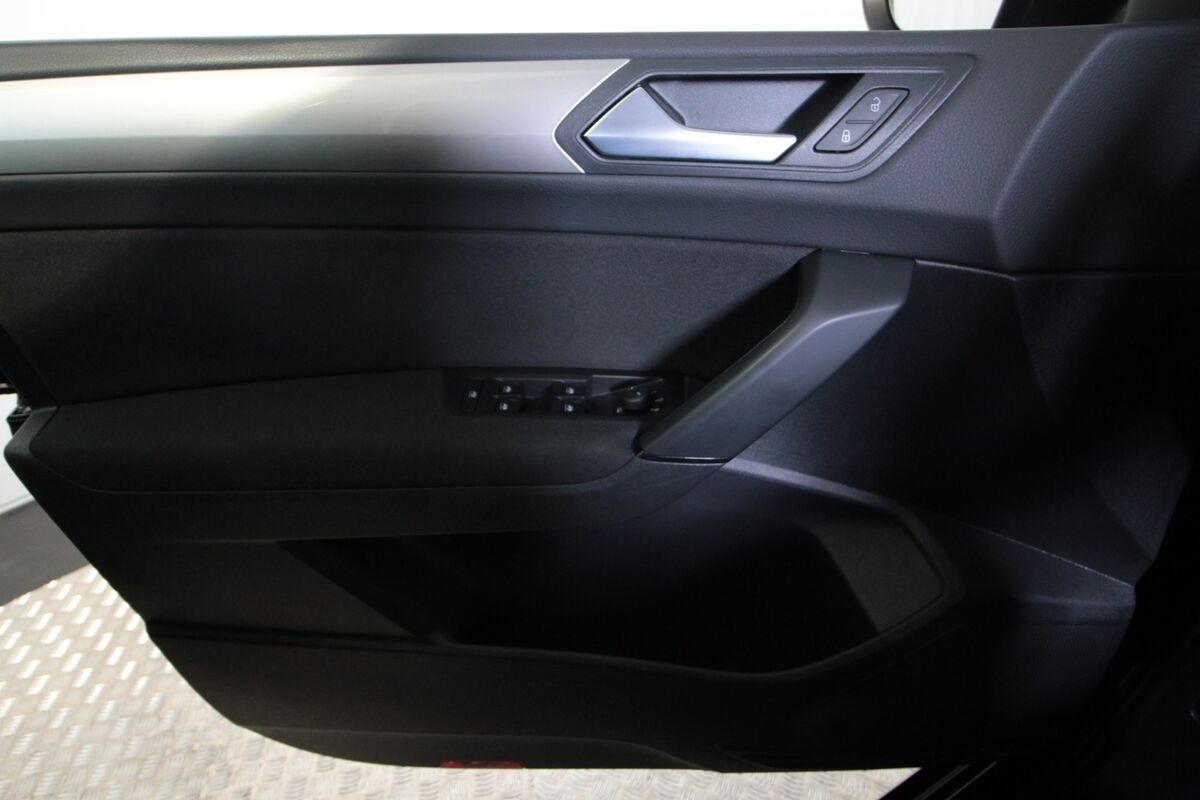 VW Touran 1,2 TSi 110 Trendline 7prs