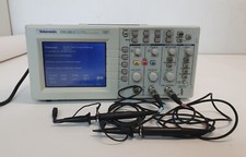 TWO CHANNEL DIGITAL STORAGE OSCILLOSCOPE TEKTRONIX mod. TDS 2012
