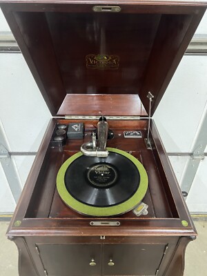 Vintage 1917 Antique Victor Victrola Talking Machine VV-XI-A