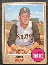 1968 TOPPS JERRY MAY (PITTSBURGH PIRATES) HIGH #598 CORNER CREASE