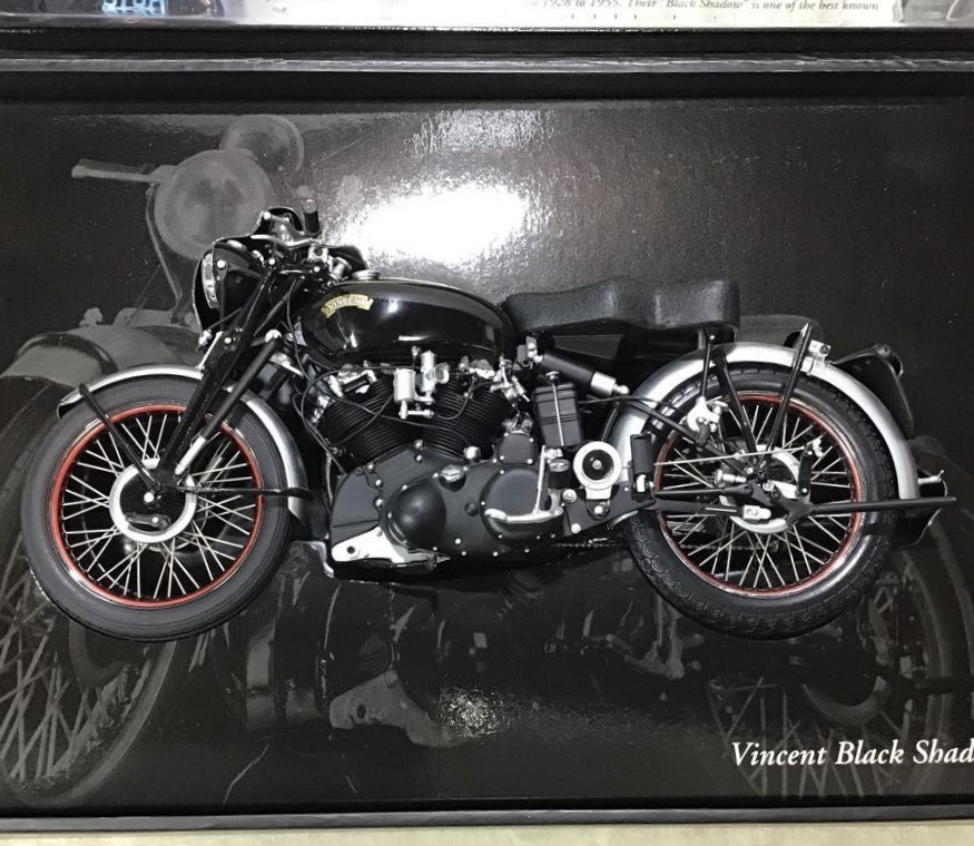 MINICHAMPS 1/12 Vincent Black Shadow 1950 Diecast Model | eBay