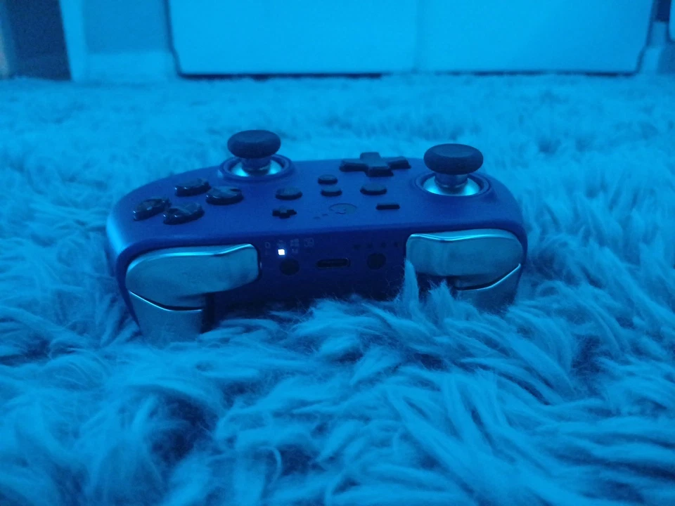 Controlador para juegos Amazon Luna Cloud - negro Foto 3 de 3