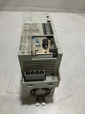 LENZE  ECSEA032C4B  DRIVE VARIABLE FREQUENCY CONTROLLER  INVERTER  XE25