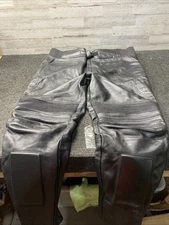 Milwaukee Leather Leather Riding Pants Men's 44