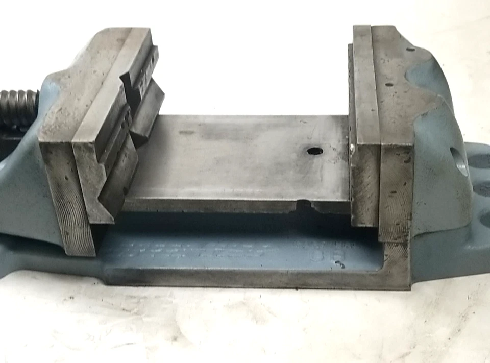 Cardinal Machine Company 6” Speed Vise Model 6B Slides Smooth Great Condition - Image 4 of 4