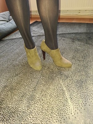 Stuart Weitzman Heels Gr 39 Getragen 11 cm Absatz mit Original Karton