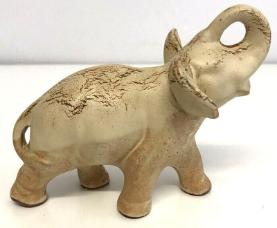 Vintage Keramik Keramik weiß Elefant Figur Rüssel bis 4 1/2'' x 5 1/2''