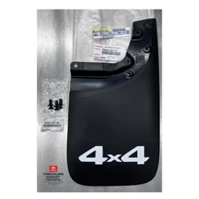 NEW OEM 2005-2015 TOYOTA TACOMA RIGHT SIDE 4X4 MUDGUARD 1PC W/clips