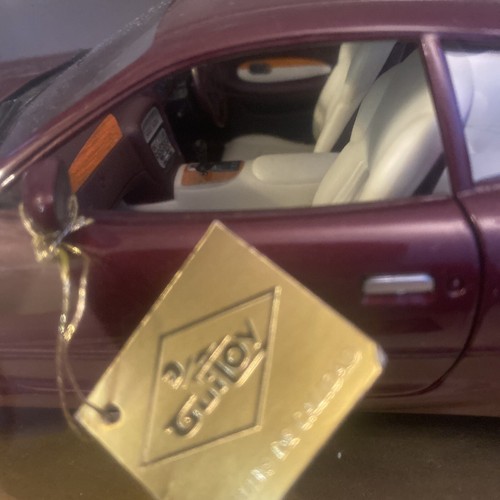 Aston Martin DB7 1/18 Scale Guiloy Burgundy Red 67550 Metal Die-Cast Car NEW - Picture 8 of 12