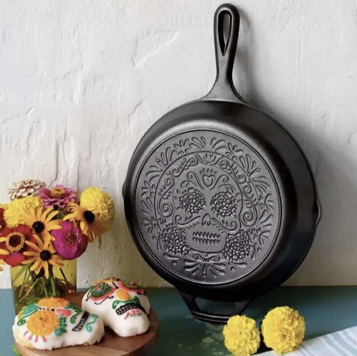 ❤️Lodge Sugar Skull 10.25 inch Cast Iron Skillet - Black LIMITED EDITION NIB