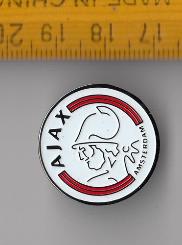 Netherlands Football Club pin badges Voetbal Logo Dutch Holland Ajax PSV Vitesse - Picture 20 of 37
