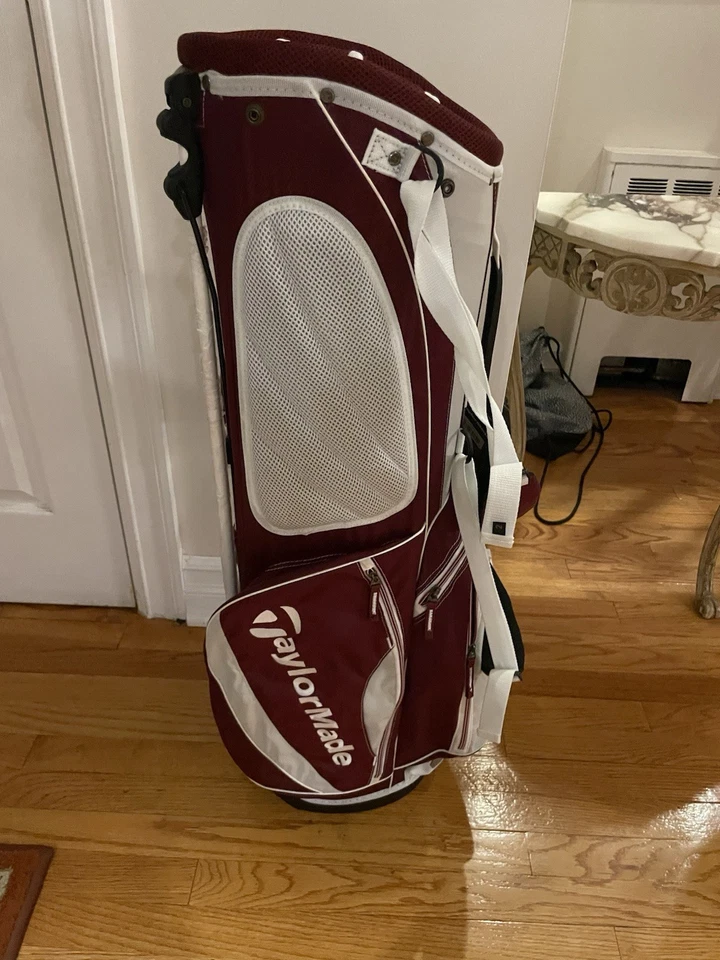 TaylorMade X Dewar’s Six Way Stand Bag Brand New With Tags Burgundy + White - Image 3 of 4