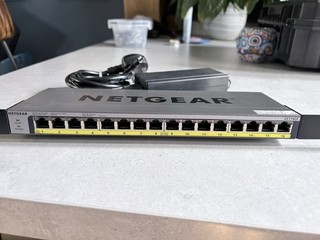 NETGEAR GS116LP PoE Switch 16 Port Gigabit Ethernet Unmanaged Network Switch