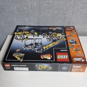 LEGO Technic - Mobile Crane MK II - 42009 - New Sealed