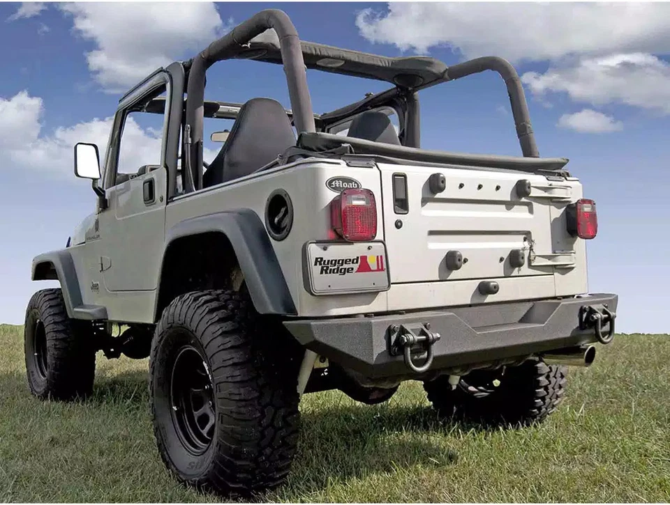 Rugged Ridge XHD Rear Bumper Fit 76-83 CJ5,76-86 CJ7,81-85 CJ8,97-06 TJ,87-95 YJ Foto 2 de 4