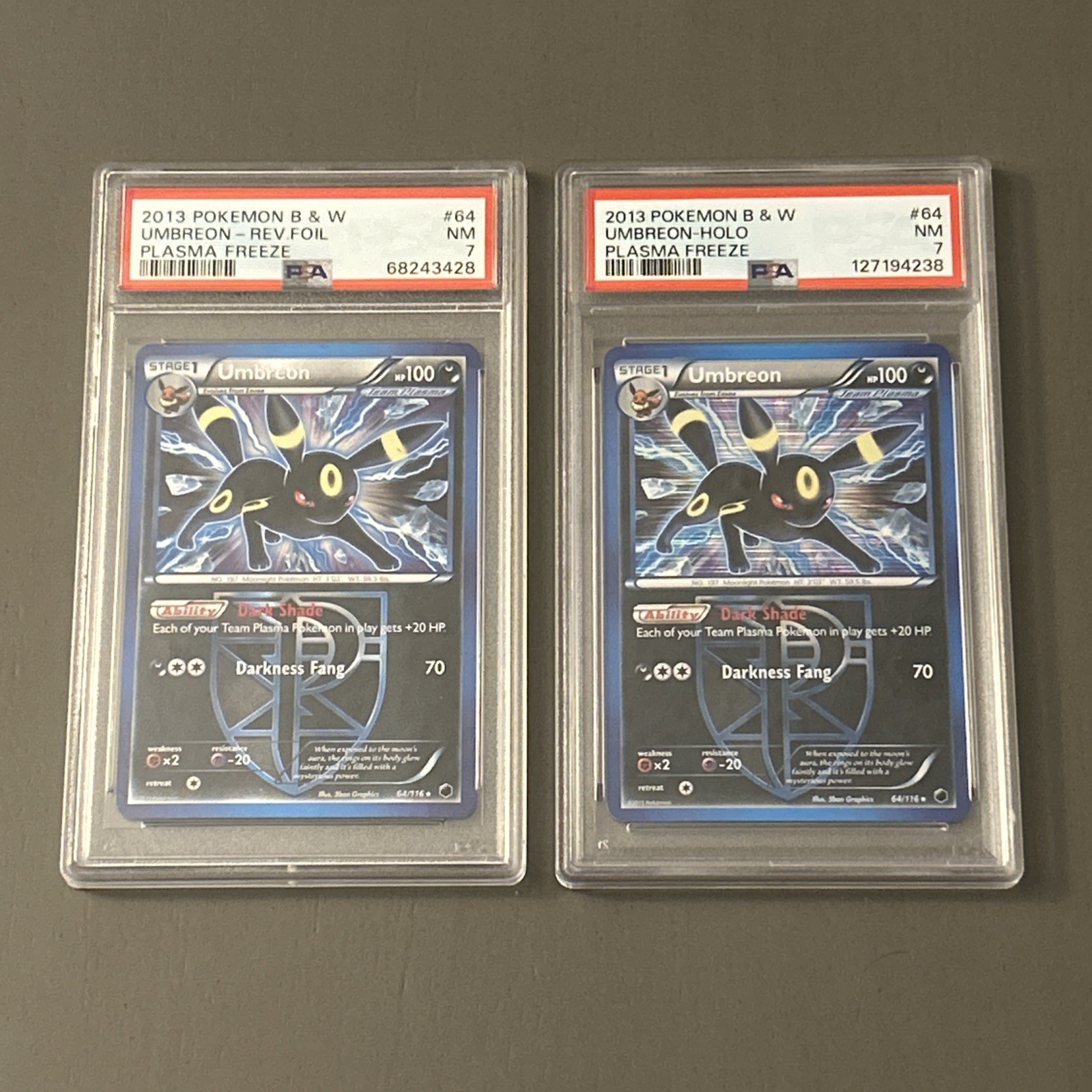 Pokemon TCG: Umbreon Team Plasma 64/116 Plasma Freeze Holo & Reverse Holo PSA 7