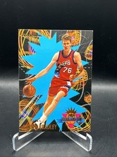 Shawn Bradley 1994-95 Fleer Rookie Sensations #2 Philadelphia 76ers