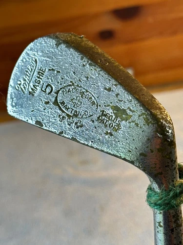 Macgregor Popular Mashie Clover 5 Iron 39" RH Hickory Shaft Antique Golf Club