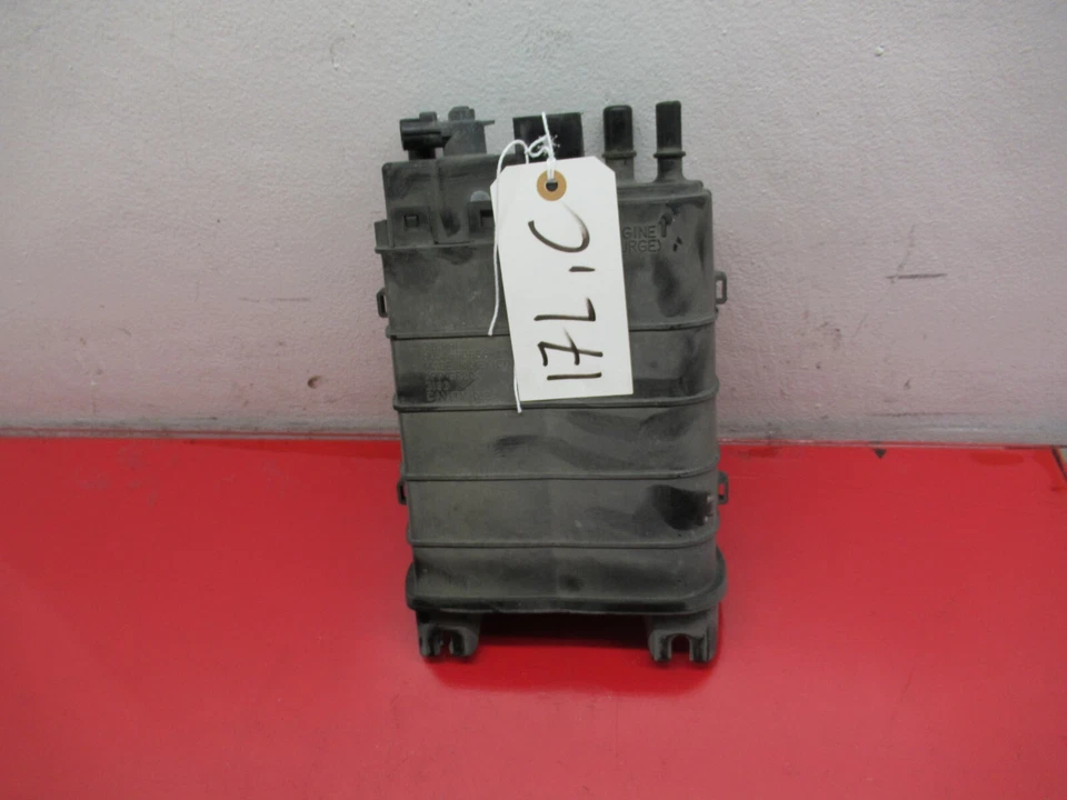 17-20 LINCOLN CONTINENTAL 3.7L FUEL VAPOR EVAPORATOR CHARCOAL CANISTER OEM - Image 3 of 4