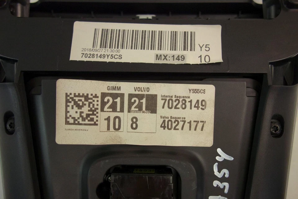 Volvo V40 Cross Country Klimabedienteil Klima Mittelkonsole Rahmen Bj2018 - Bild 4 von 4