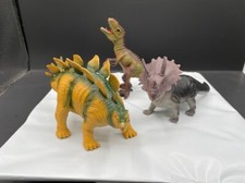Lot of 3 Unbranded Dinosaur Figures Toys Stegosaurus Styracosaurus T-Rex Plastic