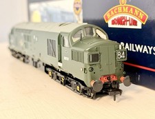 Bachmann 32-776 BR Green Class 37 Diesel Locomotive D6707 with Split Headcode