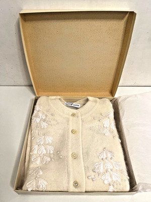 Nina Austin Beige Sweater Angora Lambswool Embroidered Beads Vtg NEW Womens Gift