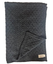 ARAN SWEATER MARKET Ireland Gray Patterned Cable Knit 100 Wool Scarf Wrap