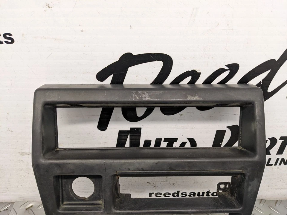 1986-1993 Nissan Hardbody Pickup D21 Pathfinder OEM Center Dash A/C Radi 1173887 - Image 2 of 4