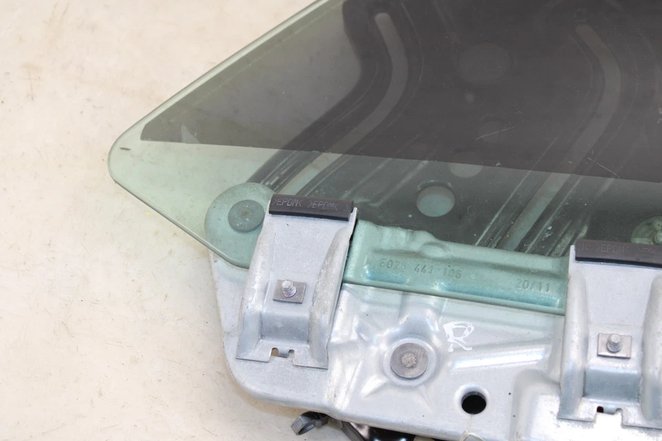 Chevrolet Camaro 2010-2015 convertible ventana trasera derecha/regulador OEM LQ25 Foto 3 de 4