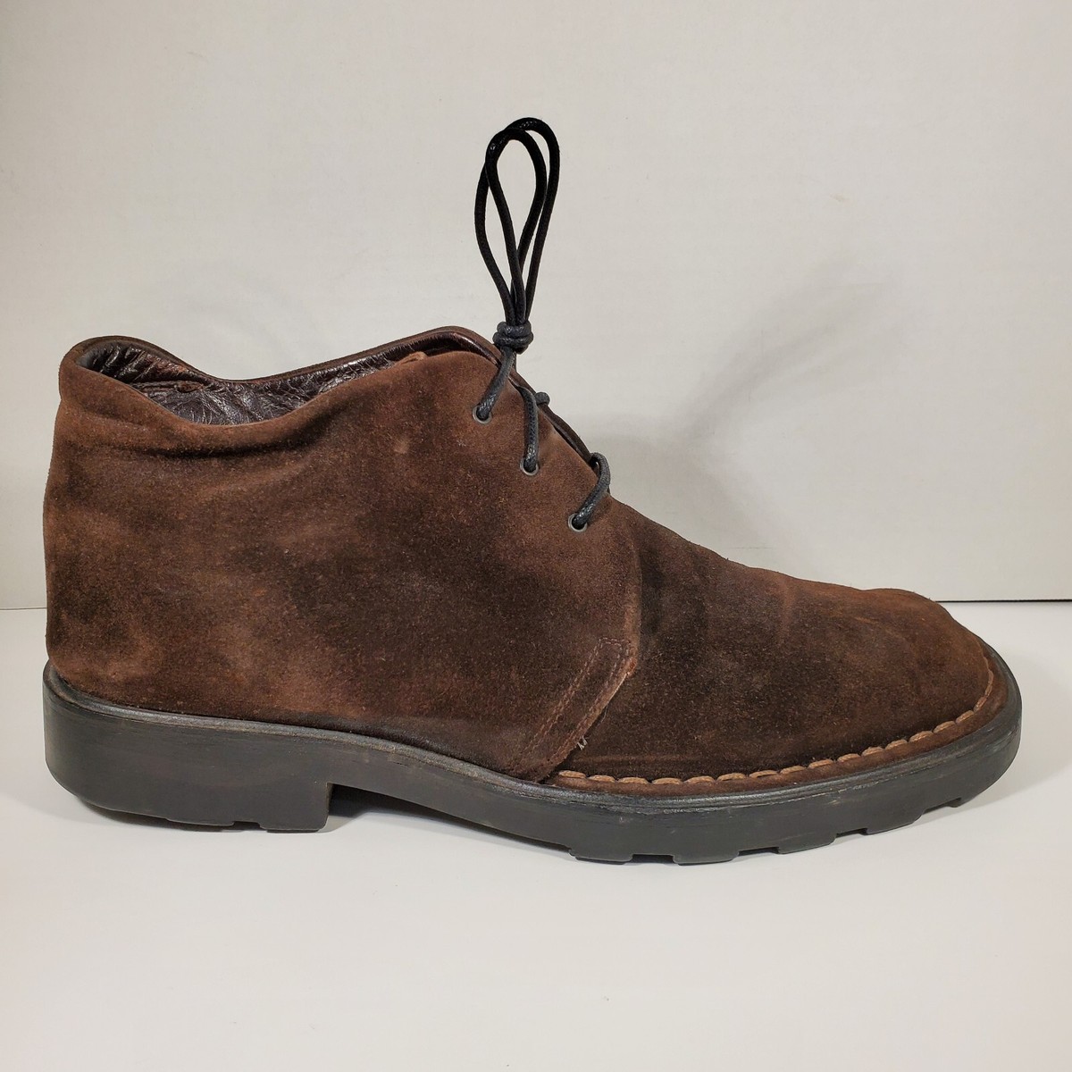 Salvatore Ferragamo Brown Chukka Boots Suede Leather Salvatore Ferragamo Suede Brown Chukka Boots 8 1/2 main image 4