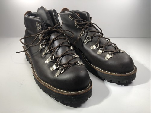 Danner Mountain Light Brown - Size 9 
