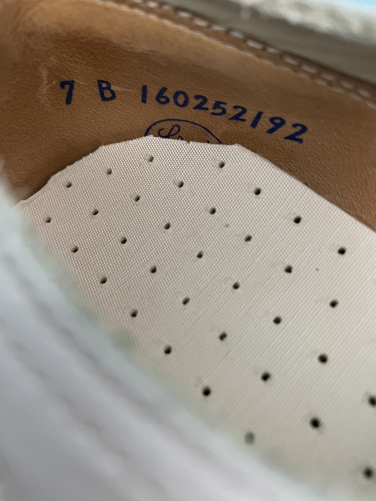 Linds Limted Edition Womens Bowling Shoes Pink Blue Left Handed USA