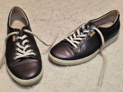 ECCO Pewter Metallic Women's Size US 7.5 - 8 EU 38  Soft Leather  Athletic Shoe