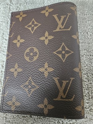 Authentic Louis Vuitton Leather Monogram Canvas M64502 Passport  