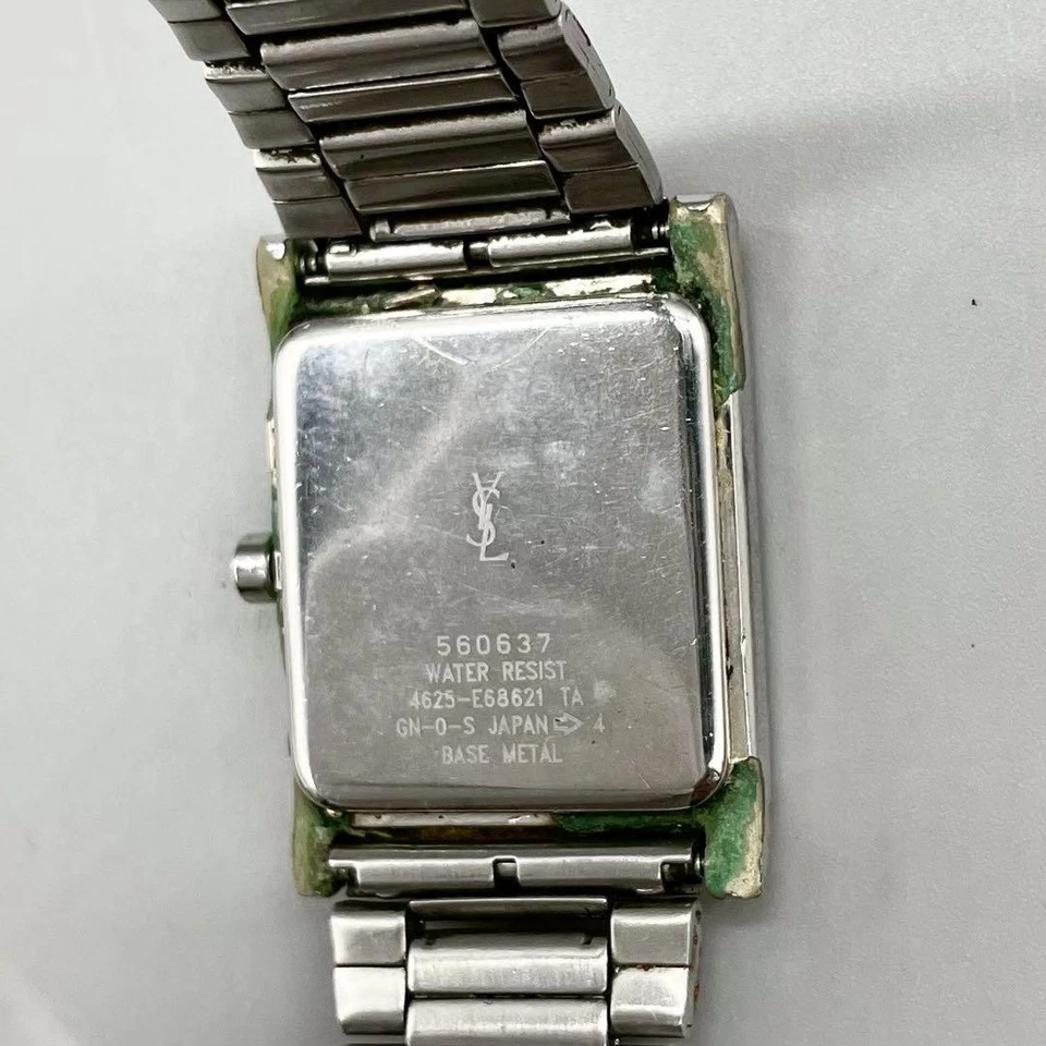 Reloj Yves Saint Laurent Cuadrado Romano Cuarzo Plata Tono Dorado Reloj Hombre Foto 4 de 4